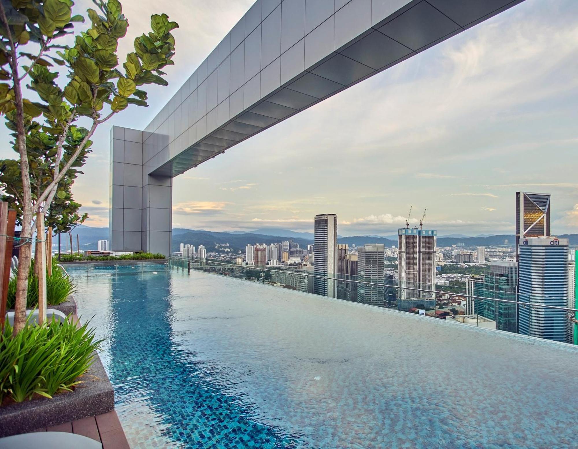 Royce Residence Klcc By Cobnb — Photos 1